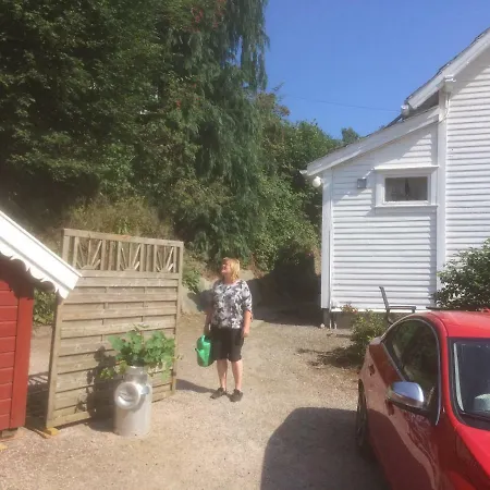 Holiday home Mo Gardsferie-pers Frukthage *